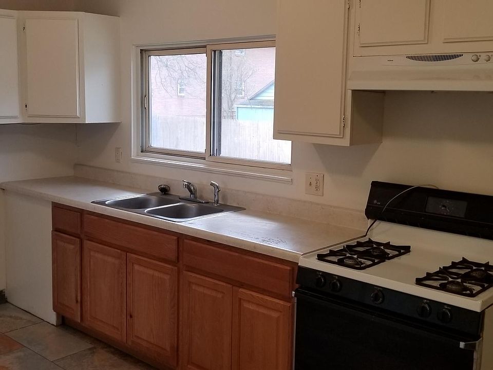 1st image of 3022 Northgate Ave #3022