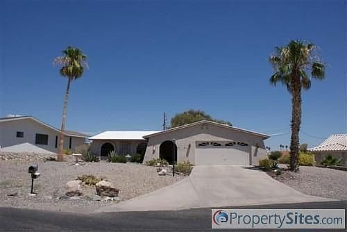1st image of 400 Laurie Ln