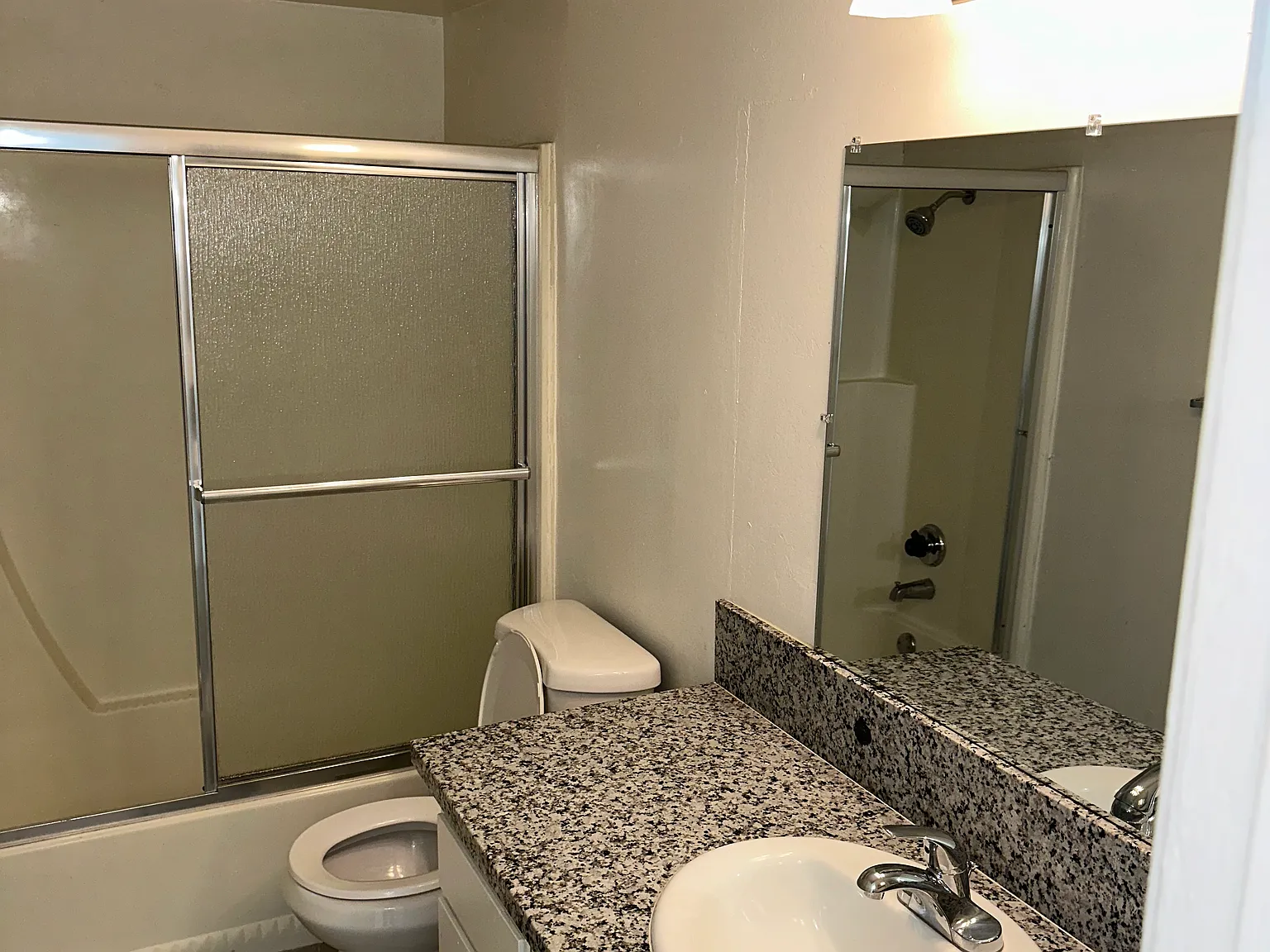 Westchester Place Apartments — Photo 4
