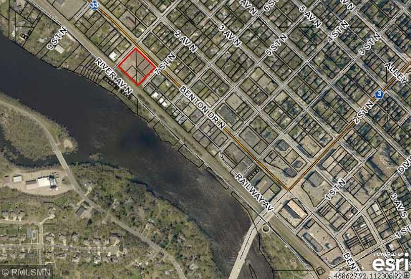 1st image of 700 N Benton Dr