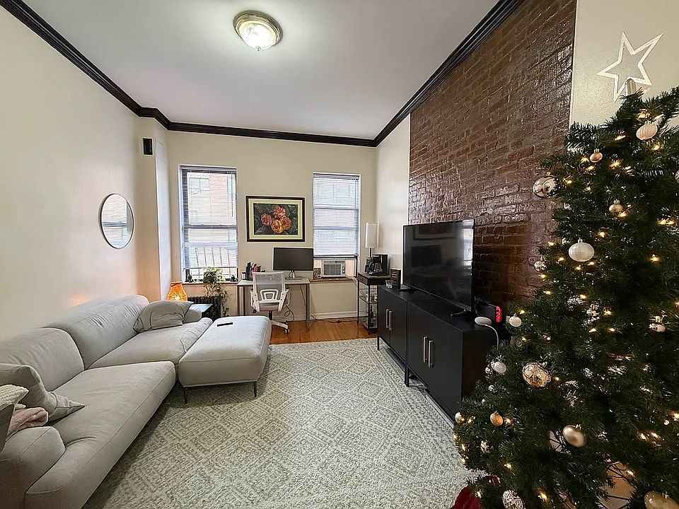 1st image of 408 W 51st St APT 403