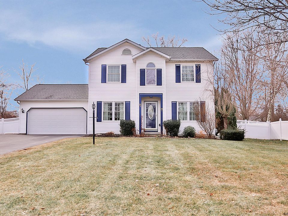 1st image of 3 Copperfield Dr