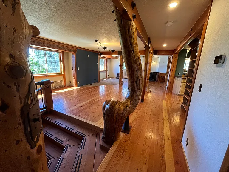 69196 Hurtley Ranch Rd — Photo 6