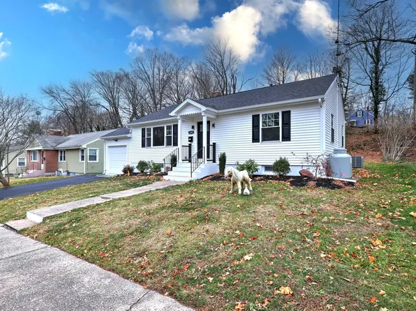 200 Blue Hills Avenue, Hamden, CT 06514