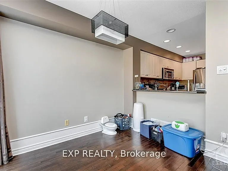535 Salzburg Dr — Photo 10