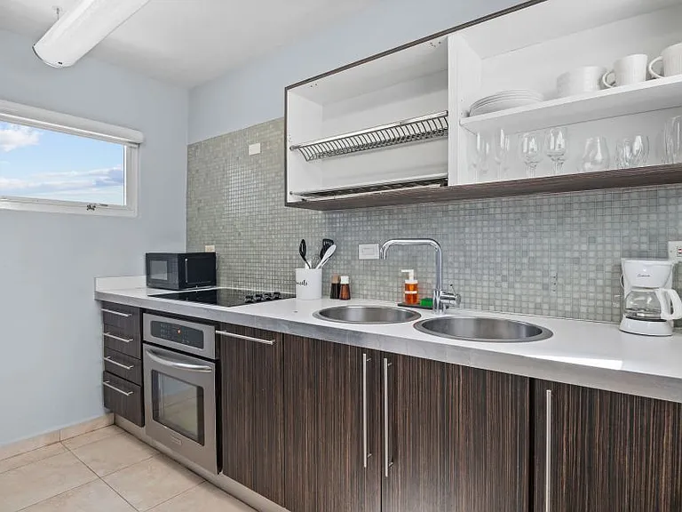 Apt 304 Atlantic Court Apartments 59 C San Miguel — Photo 12