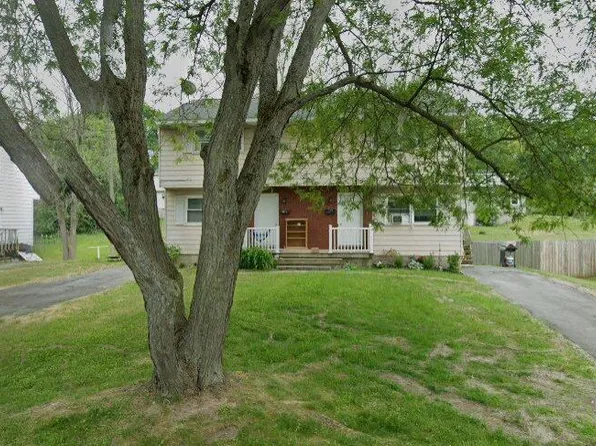 630 W 3rd St S, Fulton, NY 13069