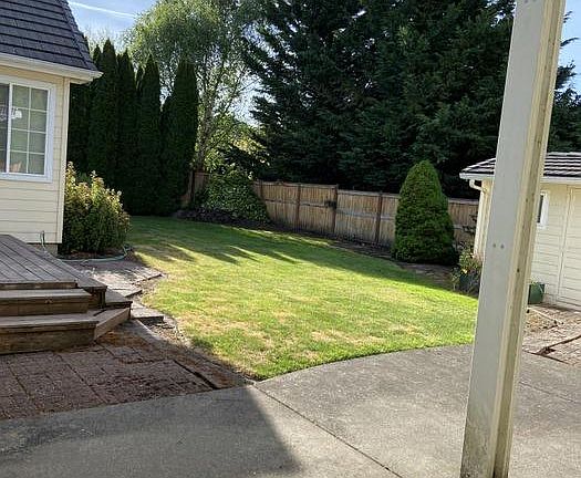 4th image of 3967 Mirror Pond Way