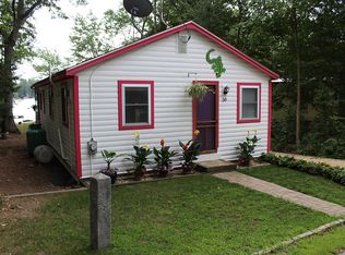 50 W Shore Dr, Raymond, NH 03077