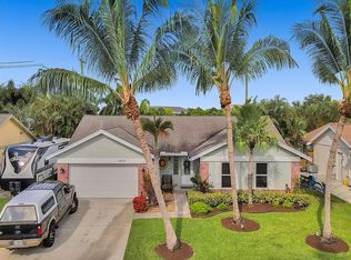 1073 NW 11th St, Boynton Beach, FL 33426