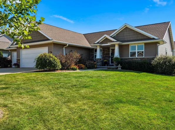 3594 Bay Harbor Dr, Green Bay, WI 54311