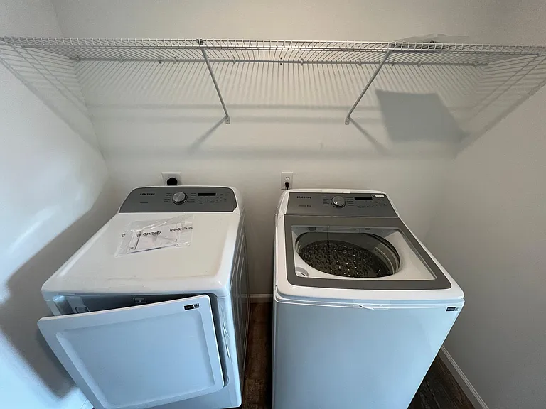 4250 Bradley Ct — Photo 8