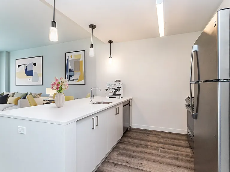 12 Eckford St #8C — Photo 14