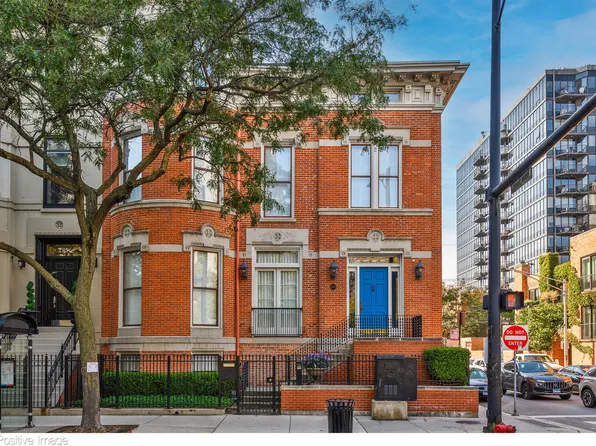 1258 N La Salle Dr, Chicago, IL 60610