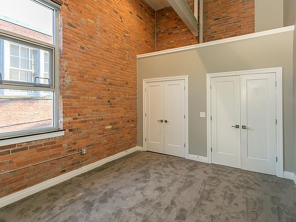 4th image of 31 Barker St #309-A2