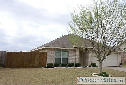 1st image of 127 Arrowhead Dr