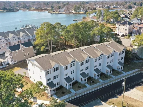 2925 Pretty Lake Ave, Norfolk, VA 23518