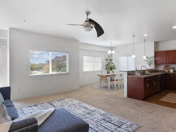458 Manawai St #301, Kapolei, HI 96707