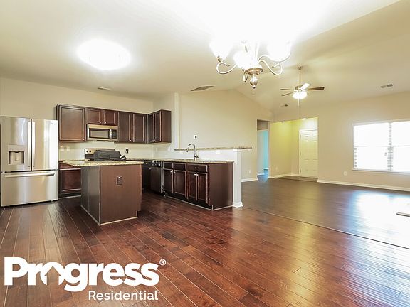 5th image of 184 Magnaview Dr