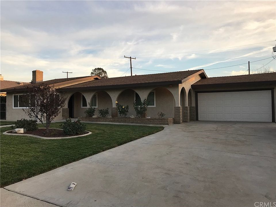 2nd image of 357 Myrtlewood Dr