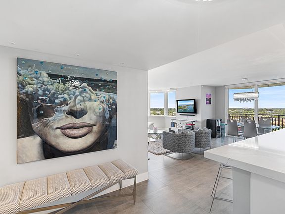 4th image of 3912 S Ocean Boulevard #1415
