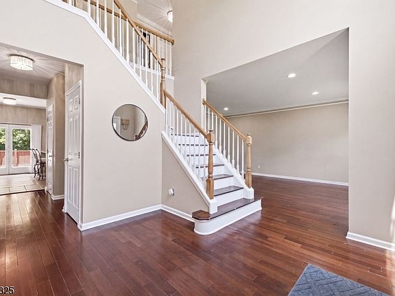 5th image of 109 Willever Way