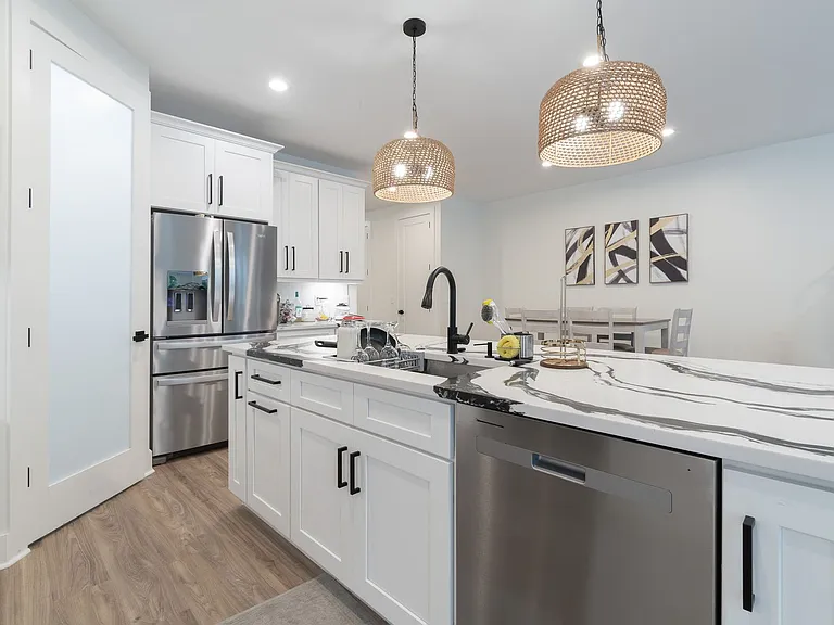 812 SW 5th Ter #2 — Photo 8