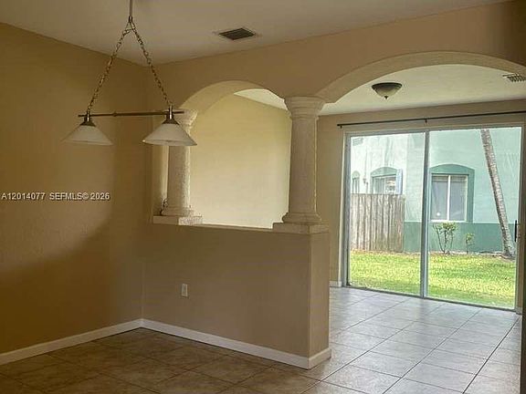 4th image of 2913 SE 15th Rd #64