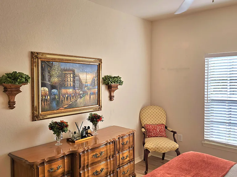 5152 Northridge Rd #205 — Photo 34