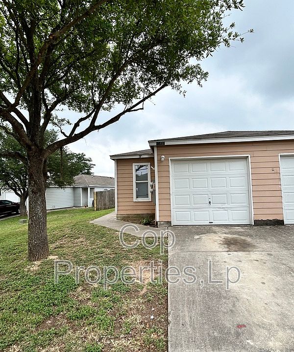 1st image of 15416 Kamary Ln
