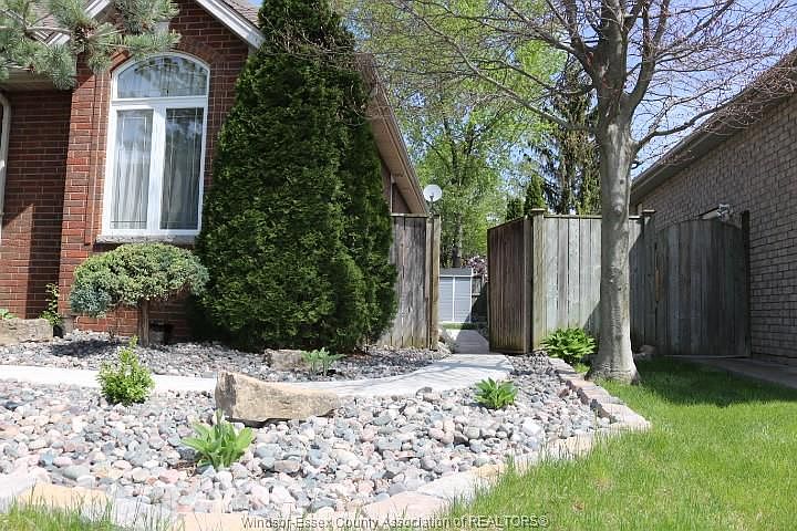 1st image of 2880 Normandy St
