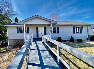 149M Snug Harbor Rd #M, Hertford, NC 27944