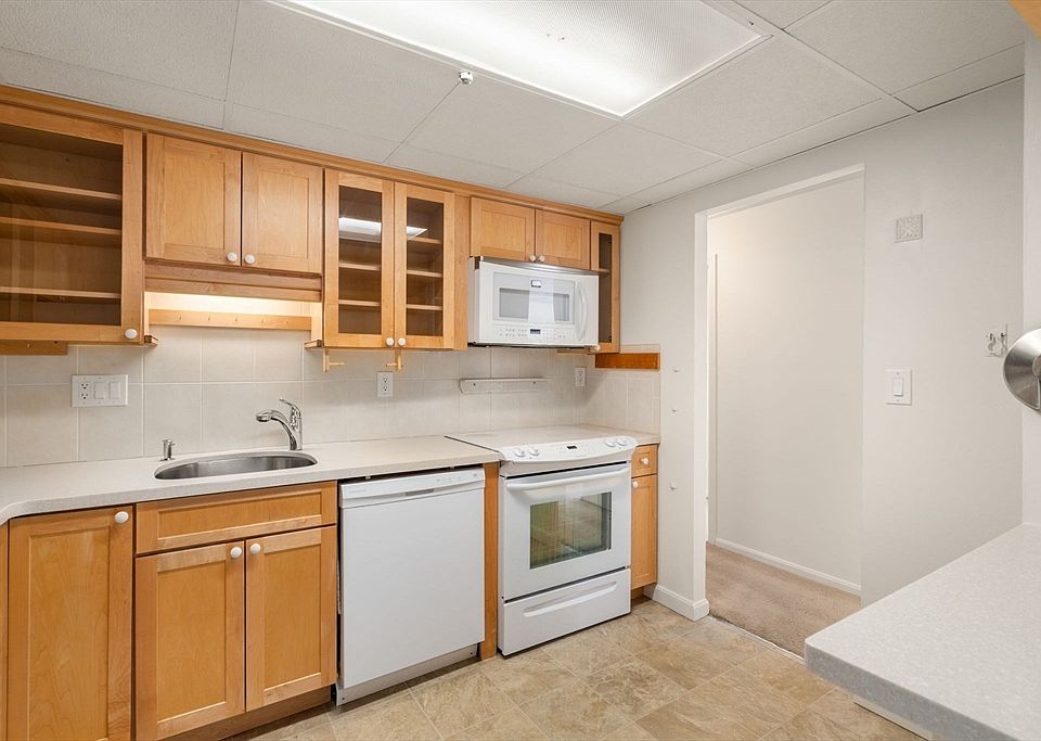 1st image of 40 Bigelow Ave APT 23