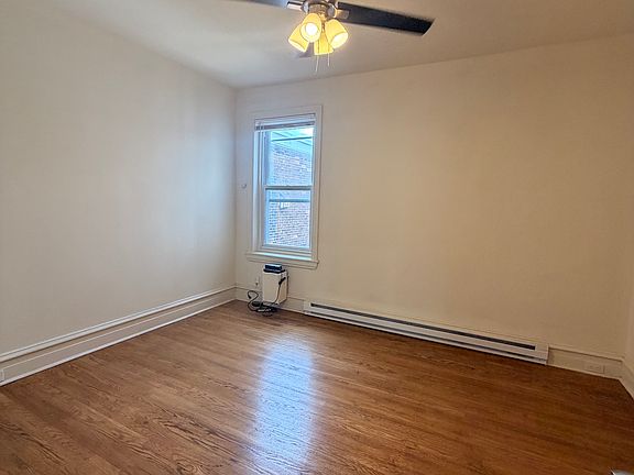 4th image of 832 N 24th St APT 3F