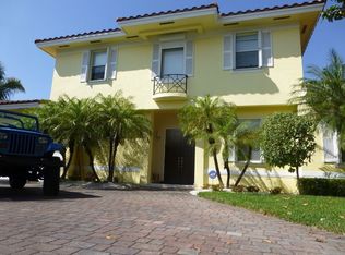 5740 SW 59th Ct, South Miami, FL 33143