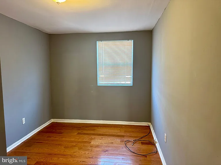 1323 E Upsal St #1 — Photo 13