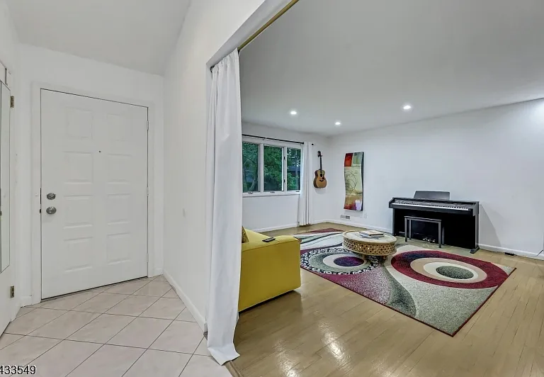 45 Kershner Pl — Photo 2