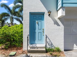 3247 38th Way S APT E, Saint Petersburg, FL 33711