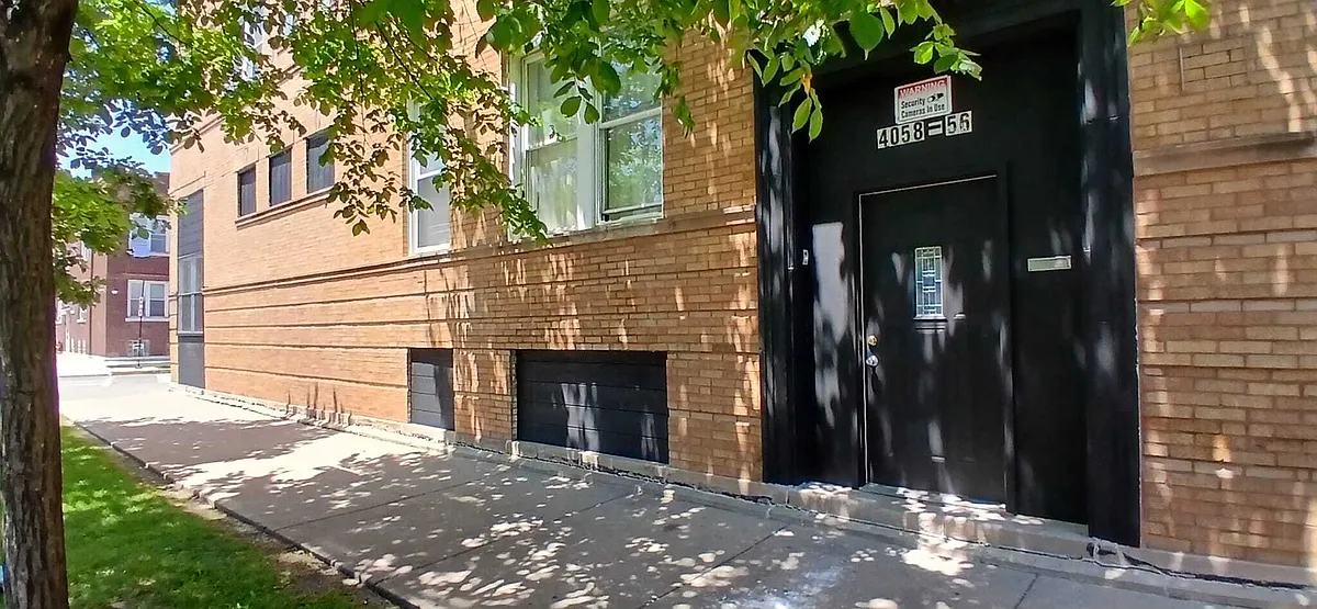 Building Photo - 4048 W Hirsch St