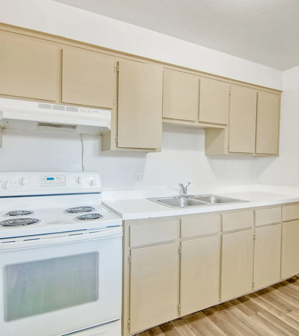 2 bed, 650 sqft, $850 — Photo 2