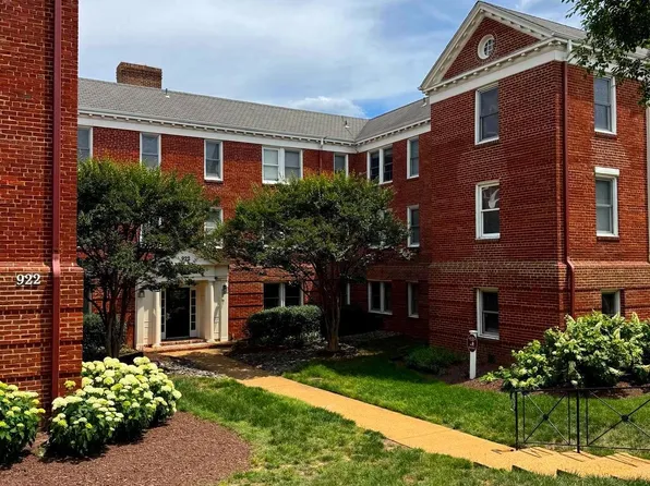 922 S Washington St APT 312, Alexandria, VA 22314
