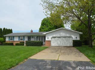 117 Sunnyview Dr SW, Grandville, MI 49418