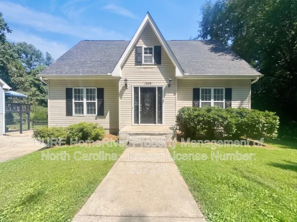 1209 Bebb Willow Ln, Lewisville, NC 27023