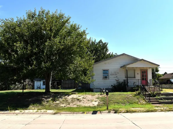 511 S 4th St, Atwood, KS 67730