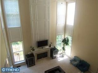 5 Bedford Ct, Gibbsboro, NJ 08026