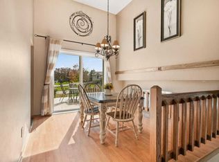 13816 W Preserve Blvd, Burnsville, MN 55337