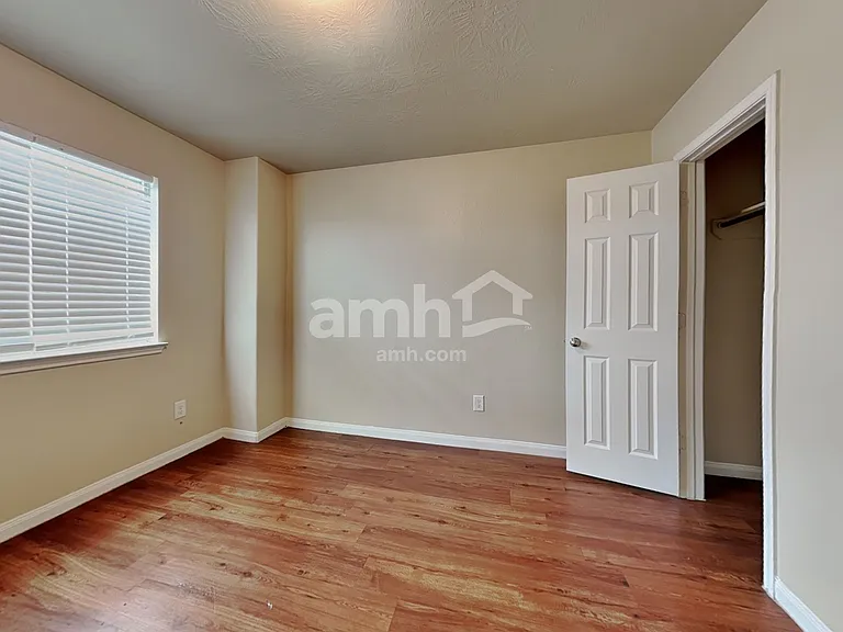 2618 Bammelwood Dr — Photo 14
