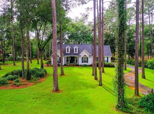 6215 Bluebird Dr, Blackshear, GA 31516