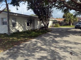 140 Niemira Ave, Indialantic, FL 32903