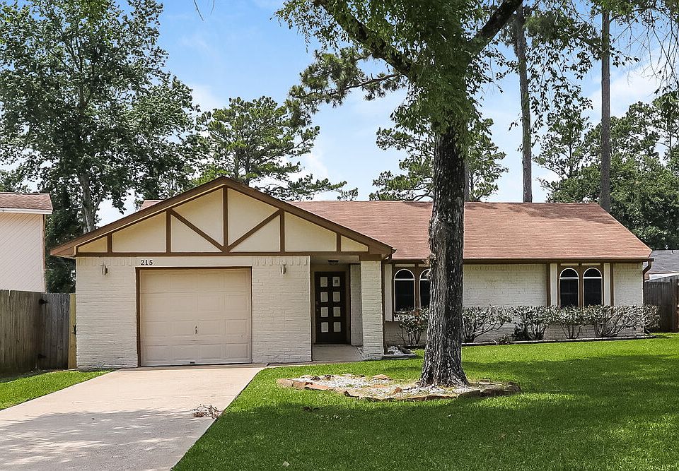 1st image of 215 Paradise Ln